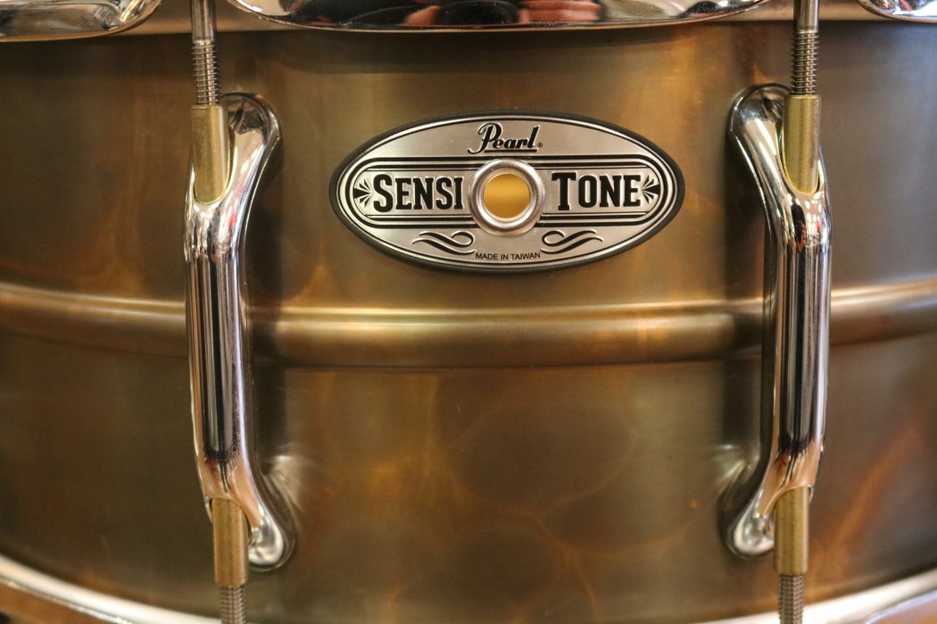 Pearl Sensitone Brass - 5x14Remo Clear Emperor Tom Pack 10-12
