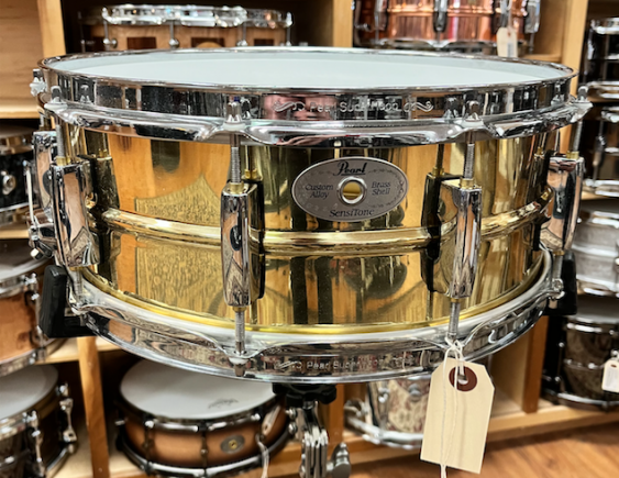 USED Pearl Semitone 5.5X14" Brass Snare Drum
