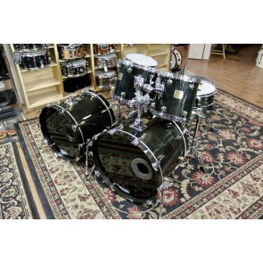 Used Yamaha Maple Custom, Ebony, with Tom Stand, Snare Stand, Enduro Cases for  16x22 and toms, soft bag for 16x20
