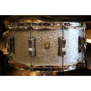 Ludwig 6.5x14 Classic Maple LS403 In Silver Sparkle